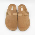 Zuecos Unisex Harper Color Camel - Imagen 4