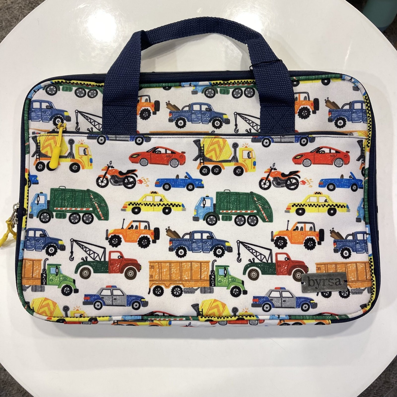Porta Laptop Carros Byrsa - Imagen 1