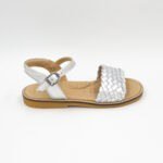 Sandalia de Cuero Moana Color Plata