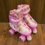 Patines Quads con Luces Modelo Color Rosado - Imagen 2