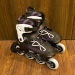 Patines Lineales Modelo Color Blanco con Lila - Imagen 2