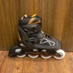 Patines Lineales Modelo Color Negro con Naranja