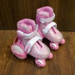 Patines Tipo con Luces Modelo Color Rosado - Imagen 2