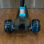 Scooter Tri-Rueda Bumblebee Color Negro con Azul - Imagen 3