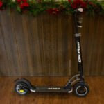 Scooter Tipo Modelo Color Negro con Plomo